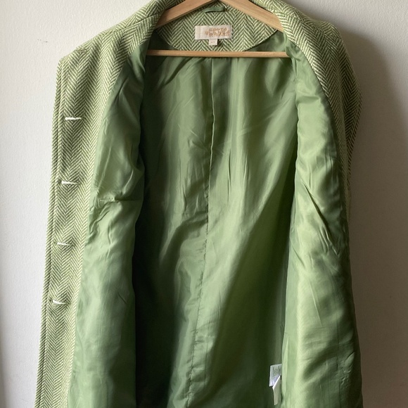 Costa Blanca Green and White Coat - Picture 4 of 4